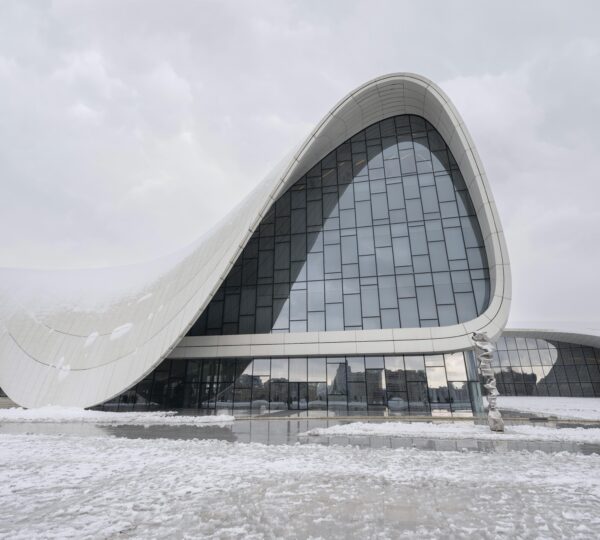 heydar aliyev center-azerbaijan-tour