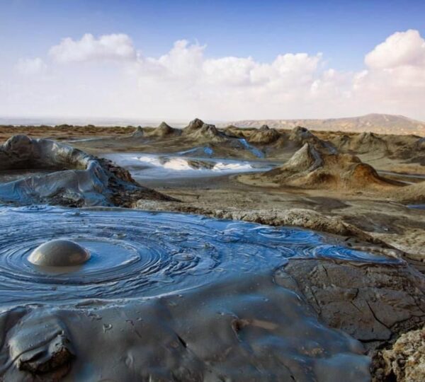 mud-volcanoes-in-gobustan-national-park-azerbaijan